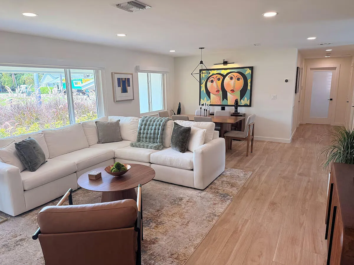 3 bed, 2.5 bath, 1550 sqft, $8,800 — Photo 4