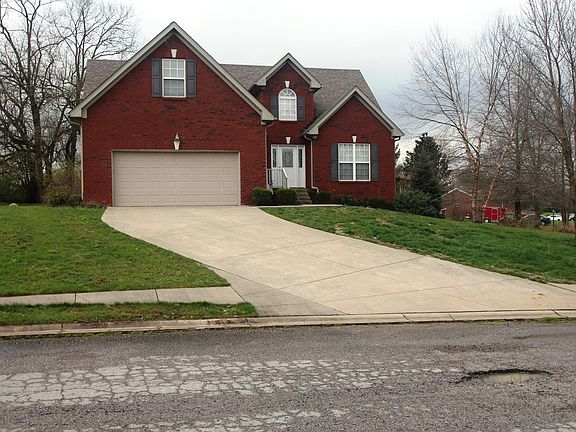 2nd image of 113 Lone Oak Dr