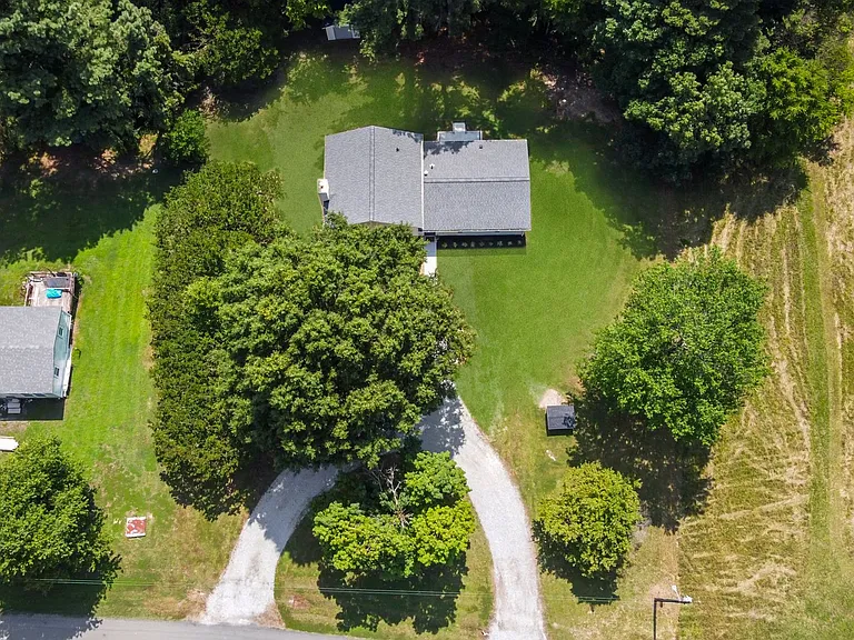 1250 Wooden Bridge Rd — Photo 20