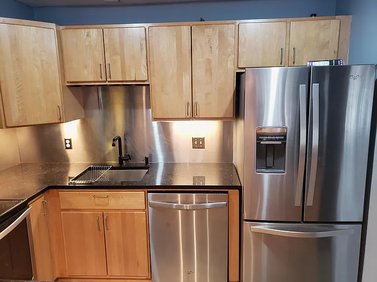 150 Melrose Ave E #205 — Photo 9