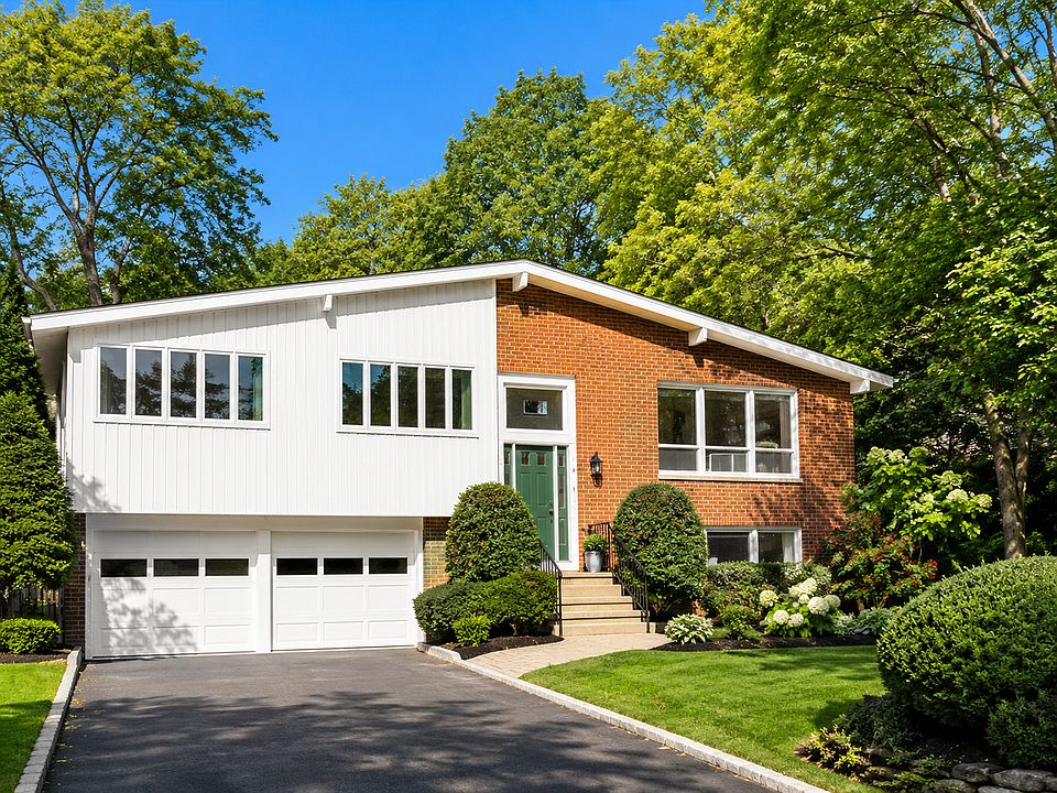1st image of 132 Brandeis Rd