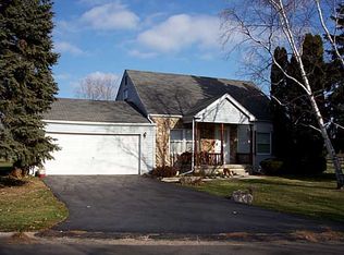 1001 Lakehurst Dr, Northwood, OH 43619