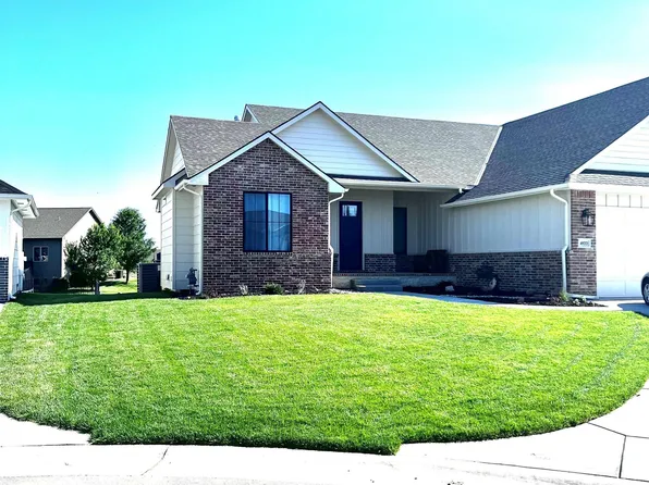 4933 N Emerald Ct, Maize, KS 67101