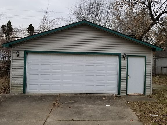 2nd image of 35831 Schley Ave