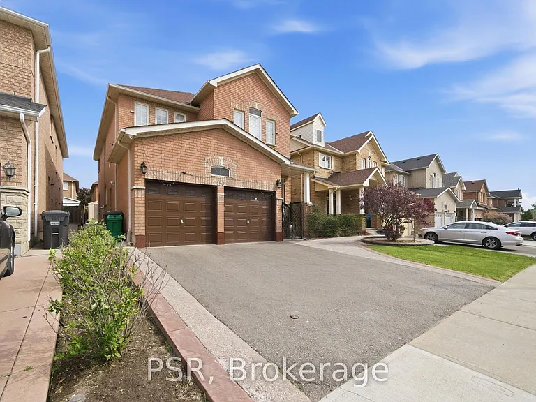 426 Arrowsmith Dr #LOWER — Photo 1