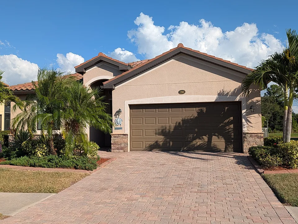 12261 Canavese Ln