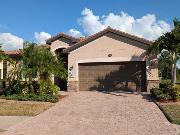 12261 Canavese Ln, Venice, FL 34293