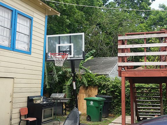 5th image of 6930 Avenue L