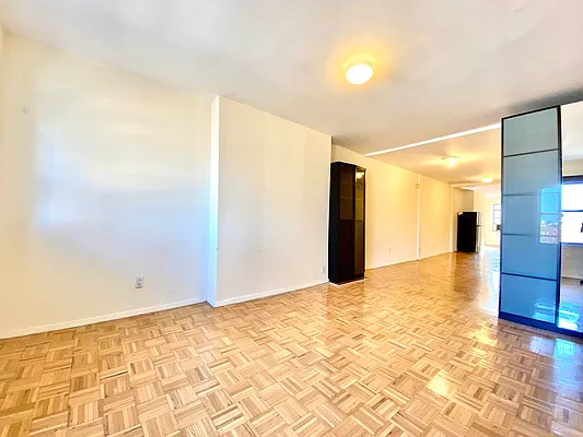 Rented by Corcoran | media 8