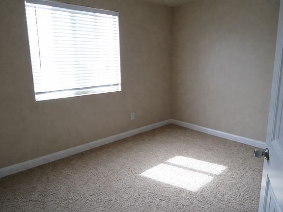 3rd image of 150 N 1100 E Unit 28