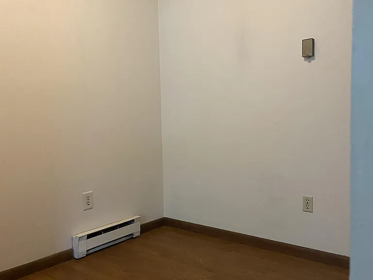 612 Willow Rd #5 — Photo 3