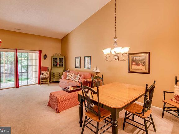 2nd image of 774 Thornwood Dr #774
