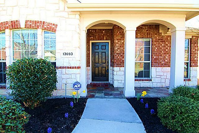 1st image of 13693 Valley Mills Dr