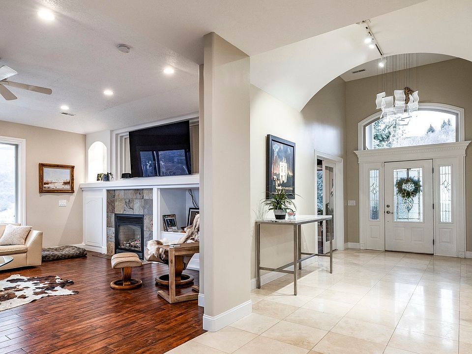 1st image of 3252 Sunset Hollow Dr