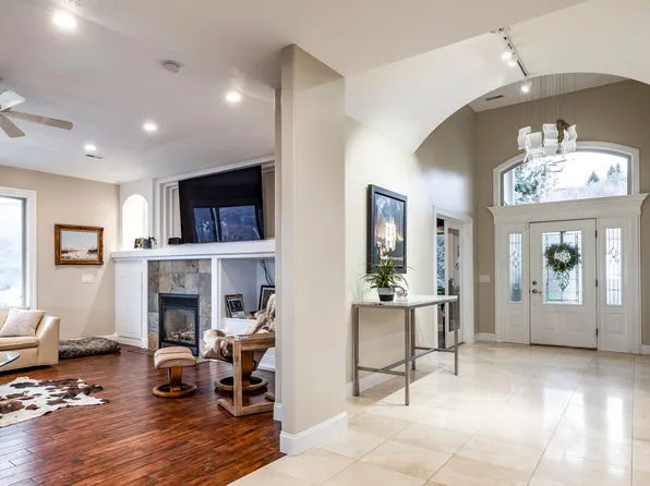 3252 Sunset Hollow Dr, Bountiful, UT 84010