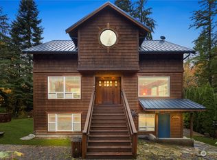 11061 Whistler Ln, Glacier, WA 98244