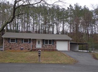 1420 Oleary Ln, Maryville, TN 37803
