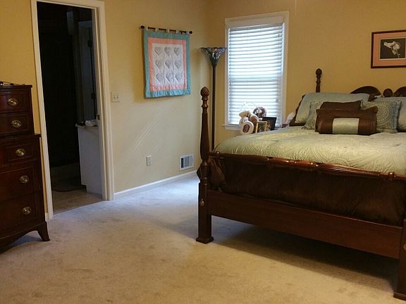 5th image of 1315 Midland Way