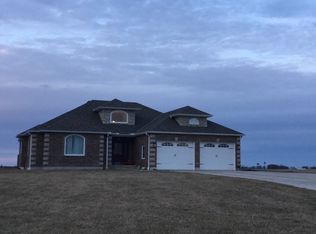 6803 Lakeside Cir, Odessa, MO 64076