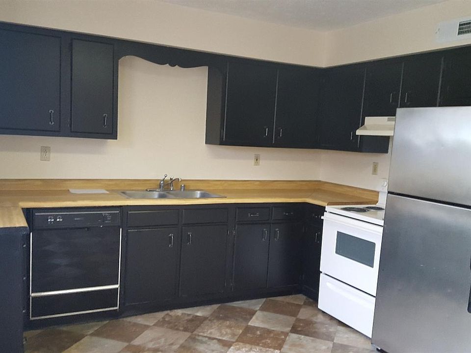 1st image of 65 Ashwood Ct APT 3