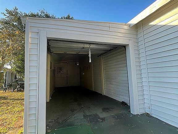 5th image of 8915 Hidden Village Blvd
