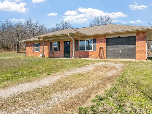 20283 W Hickory Dr, Sapulpa, OK 74066