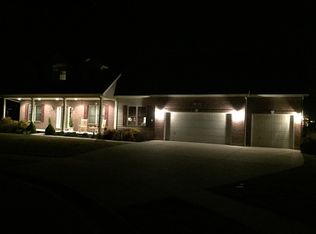 2770 Lupine Ct, Columbus, IN 47201