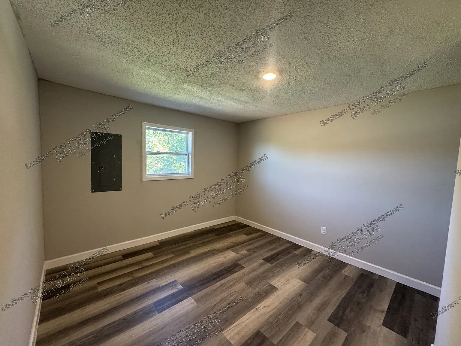 4 bed, 2.0 bath, 1749 sqft, $1,595 — Photo 4