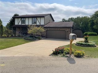 3150 Lakewood Dr, Zanesville, OH 43701