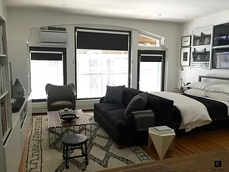 Rented by R New York