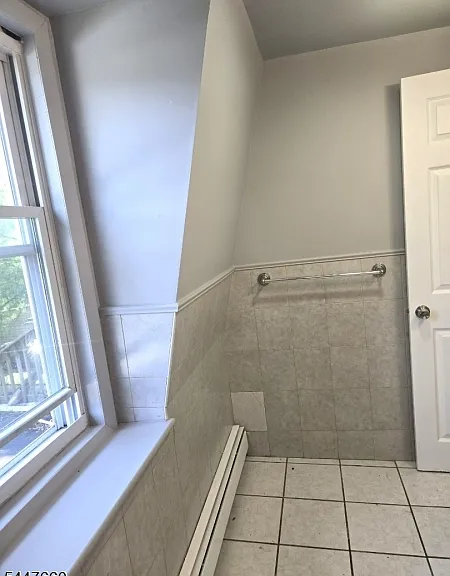 763 W Grand Ave — Photo 10