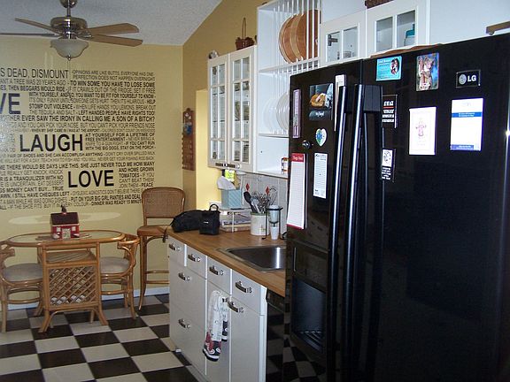4th image of 4696 Boxwood Cir