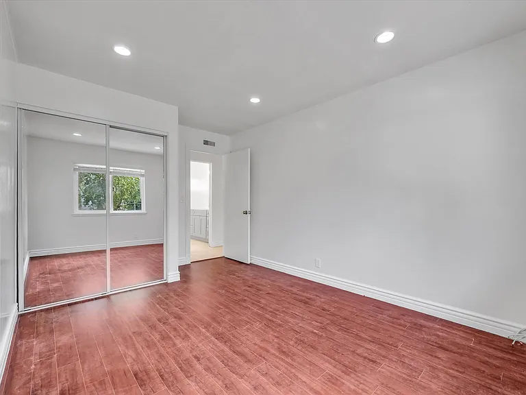 8801 Mays Ave — Photo 10