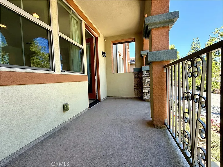 606 Asbury — Photo 17
