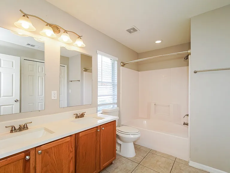 13743 Riverpath Grove Dr — Photo 10