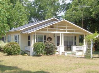 1743 Florida St, Alford, FL 32420