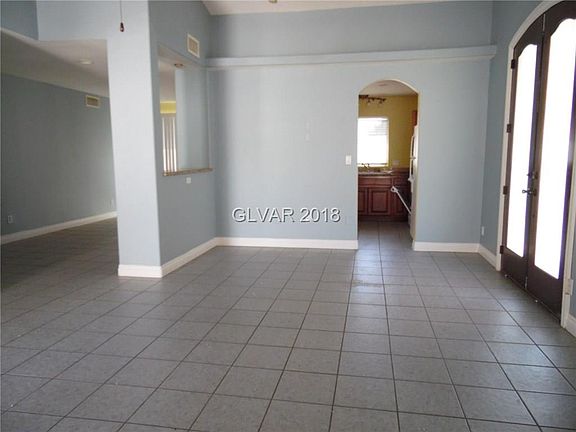 5th image of 2350 Aqua Vista Ave