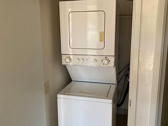 2nd image of 909 Ala Lilikoi St APT 504