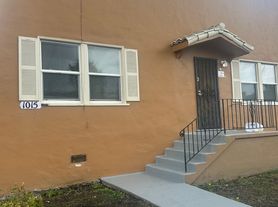 1015 Aileen St, Emeryville, CA