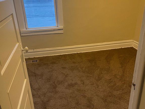 2nd image of 10713 S Wabash Ave Floor 1