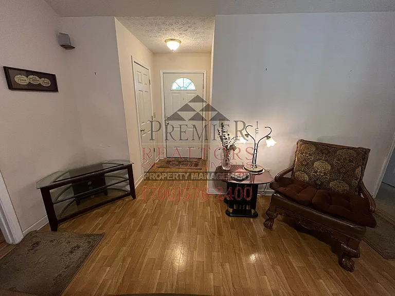 1740 Doerun Dr — Photo 9