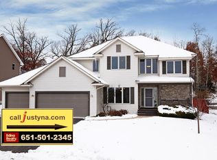 776 Henslow Ave N, Oakdale, MN 55128