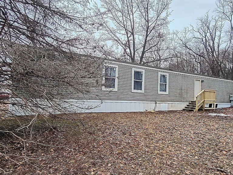 100 Deerwood Dr — Photo 5