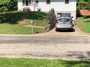 54 Birch Dr, Belleville, IL