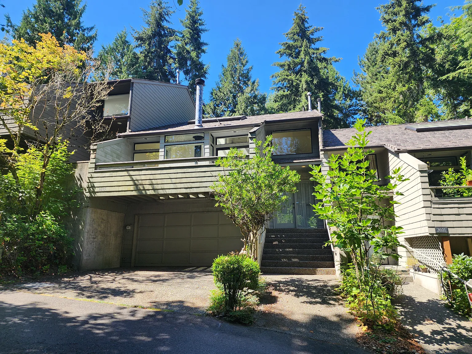 2 bed, 1900 sqft, $4,500 — Photo 1
