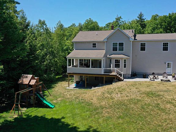2nd image of 15 Littlefield Ln