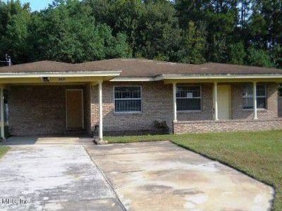 5831 John F Kennedy Dr N, Jacksonville, FL, 32219