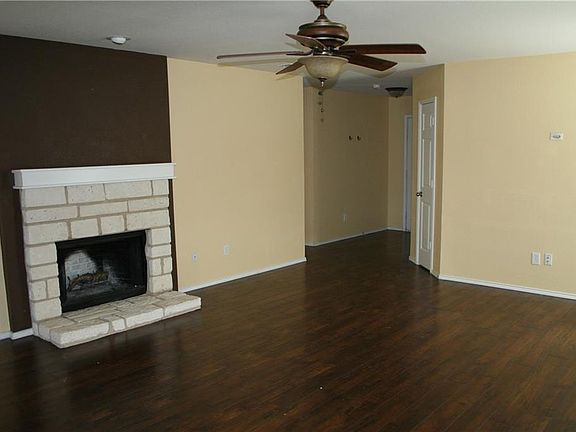 3rd image of 12705 Mourning Dove Ln