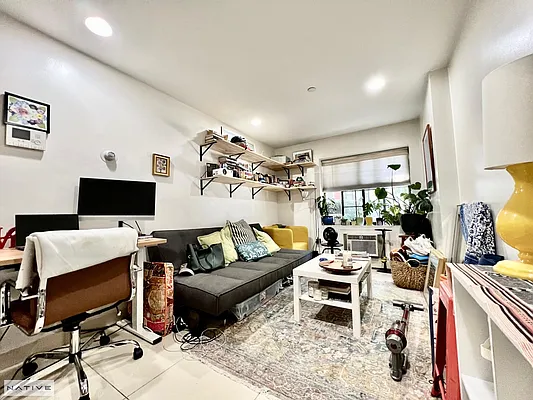201 Huron Street #1F