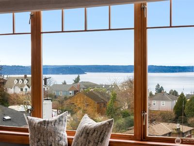 6610 39th Avenue SW, Seattle, WA, 98136